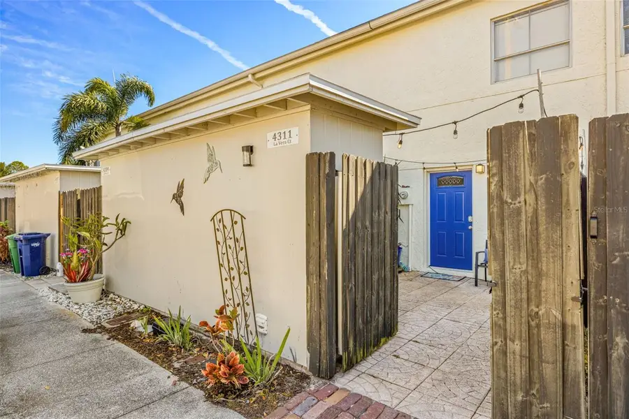 4311 La Vera Court, Tampa, FL 33611 - Image #2