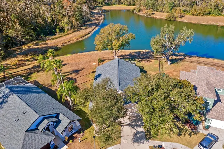 5825 Hawkwood Court, Lithia, FL 33547 - Image #2