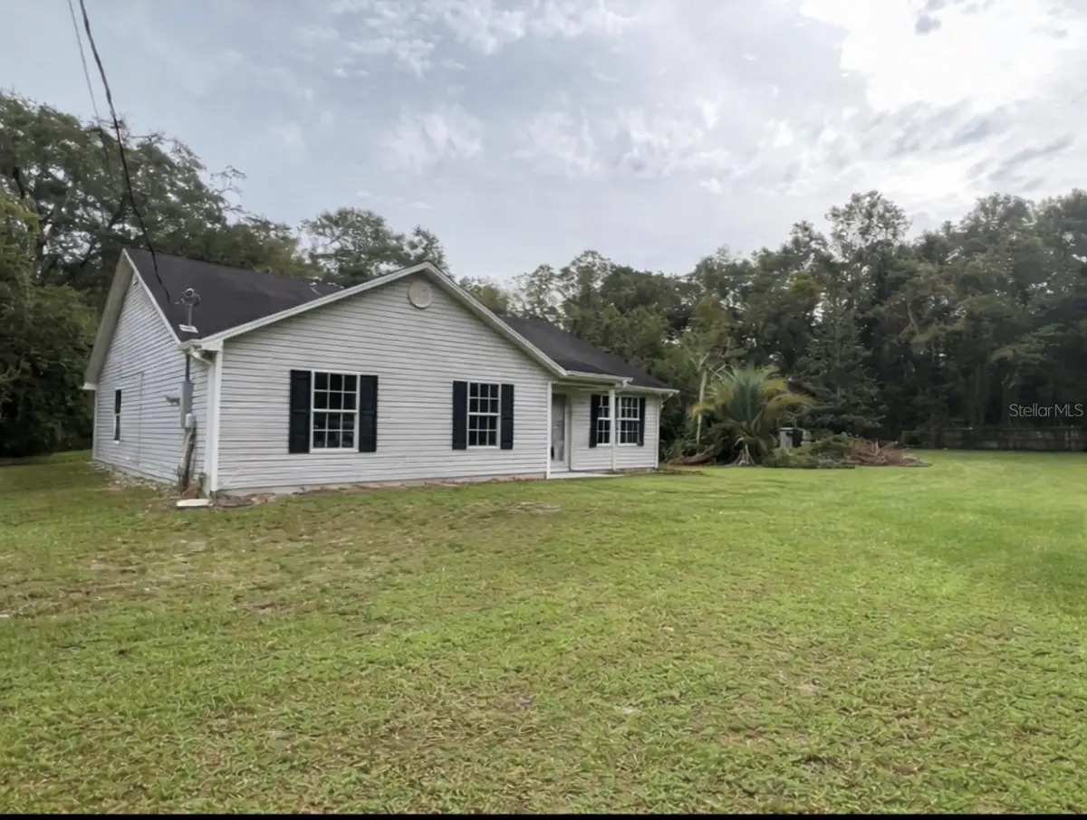 27751 Virgil Hawkins Circle, Okahumpka, FL 34762 - Image #1