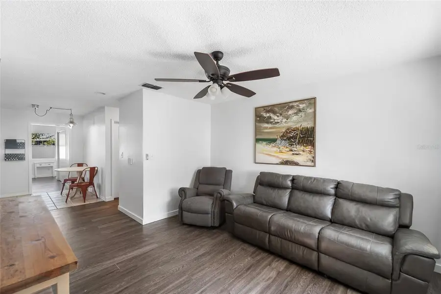 1221 36th Terrace N, Saint Petersburg, FL 33704 - #2