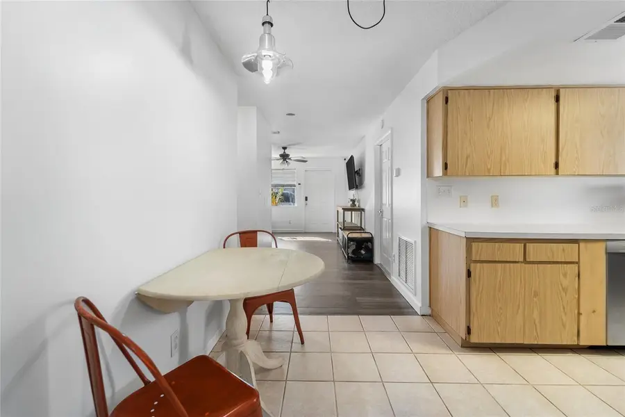 1221 36th Terrace N, Saint Petersburg, FL 33704 - #3