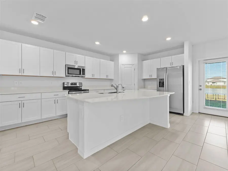 11628 Radiant Shore Loop, San Antonio, FL 33576 - Image #3