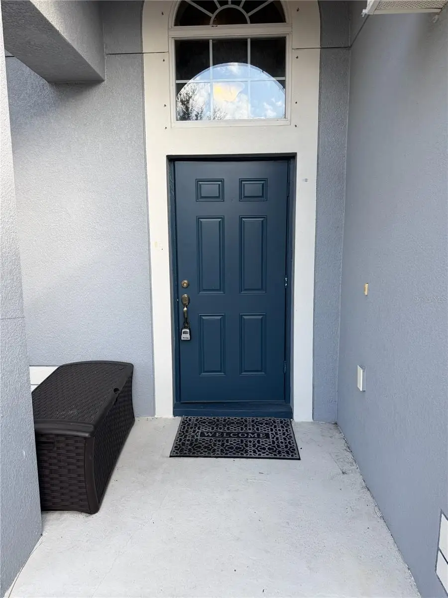 909 Meadow Glade Drive, Ruskin, FL 33570 - Image #3