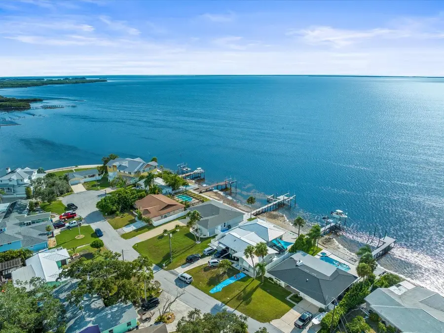 1909 Gulfview Drive, Holiday, FL 34691 - Image #3