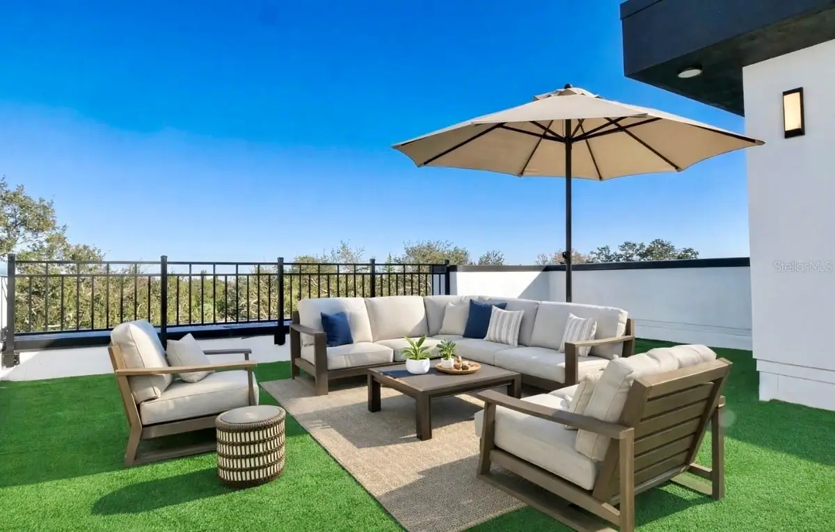 2118 4th Street, Saint Petersburg, FL 33705 - Image #1