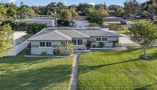 1241 S Lake Drive, CLEARWATER, FL 33756