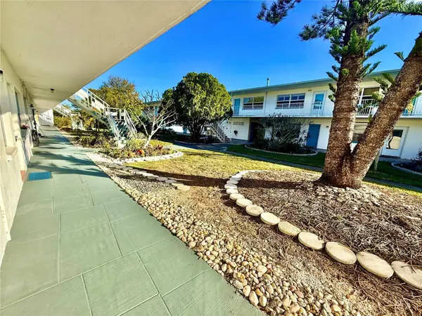 5875 18th Street N #4, ST PETERSBURG, FL 33714