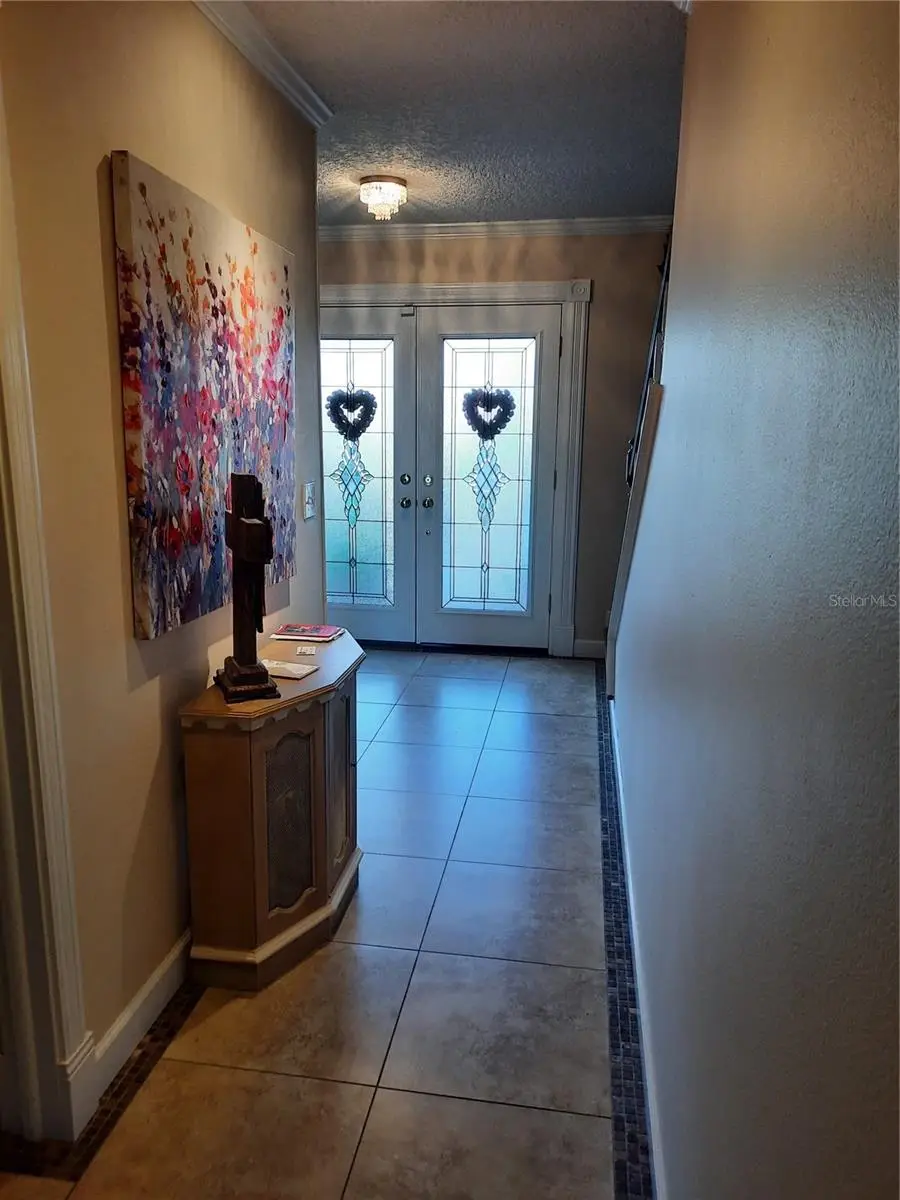 8602 Leighton Drive, Tampa, FL 33614 - Image #2