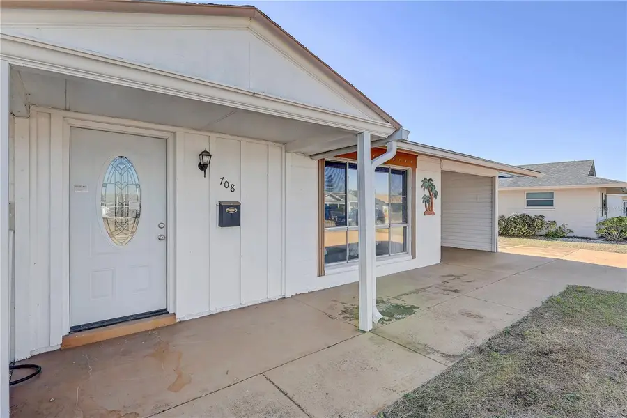 708 Tam O Shanter Avenue, Sun City Center, FL 33573 - Image #2