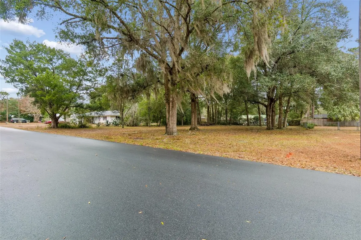 5501 E Live Oak Lane, Inverness, FL 34453 - Image #1