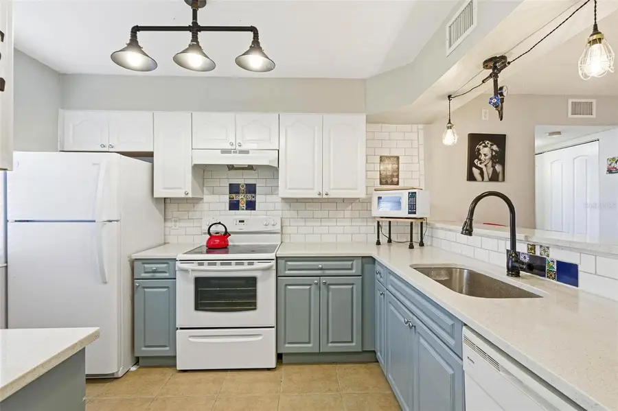 3001 58th Avenue S #105, Saint Petersburg, FL 33712 - Image #3