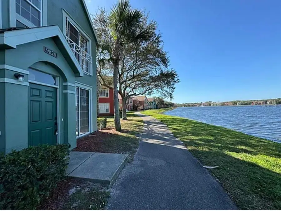 9820 Lake Chase Island Way #9820, Tampa, FL 33626 - Image #2