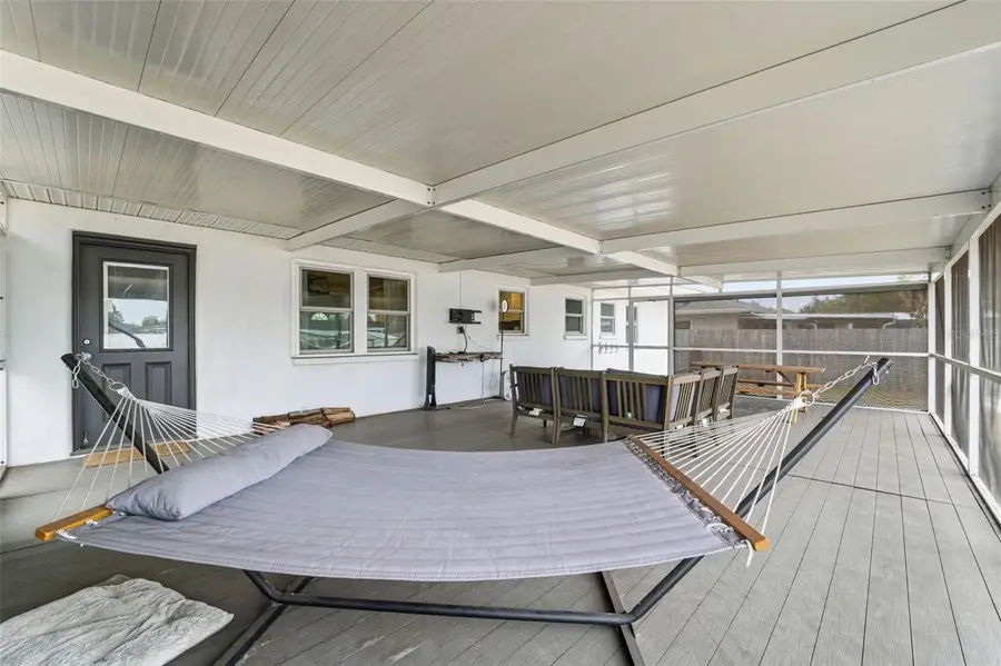 812 W 124th Avenue, Tampa, FL 33612 - Image #3