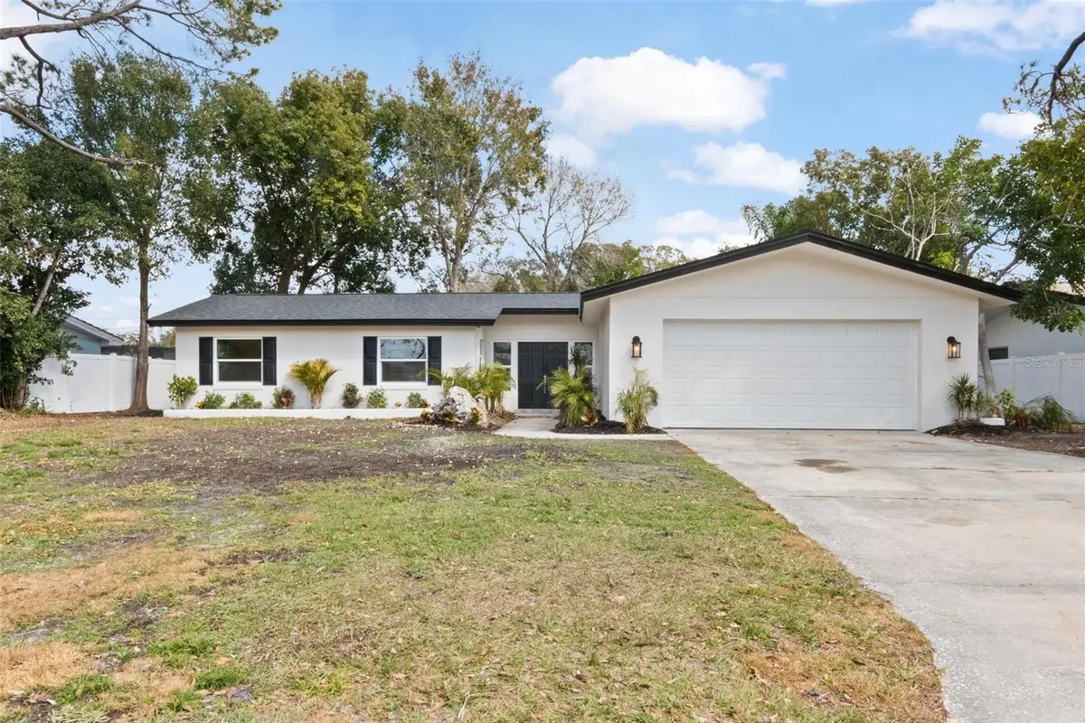1331 Viewtop Drive, Clearwater, FL 33764 - Image #1