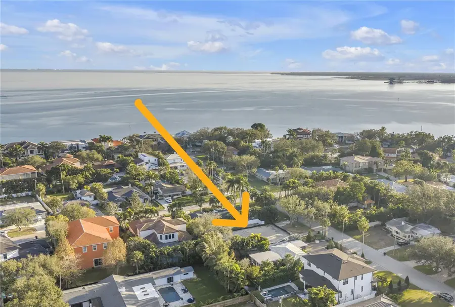 211 Toledo Way Ne, Saint Petersburg, FL 33704 - #2