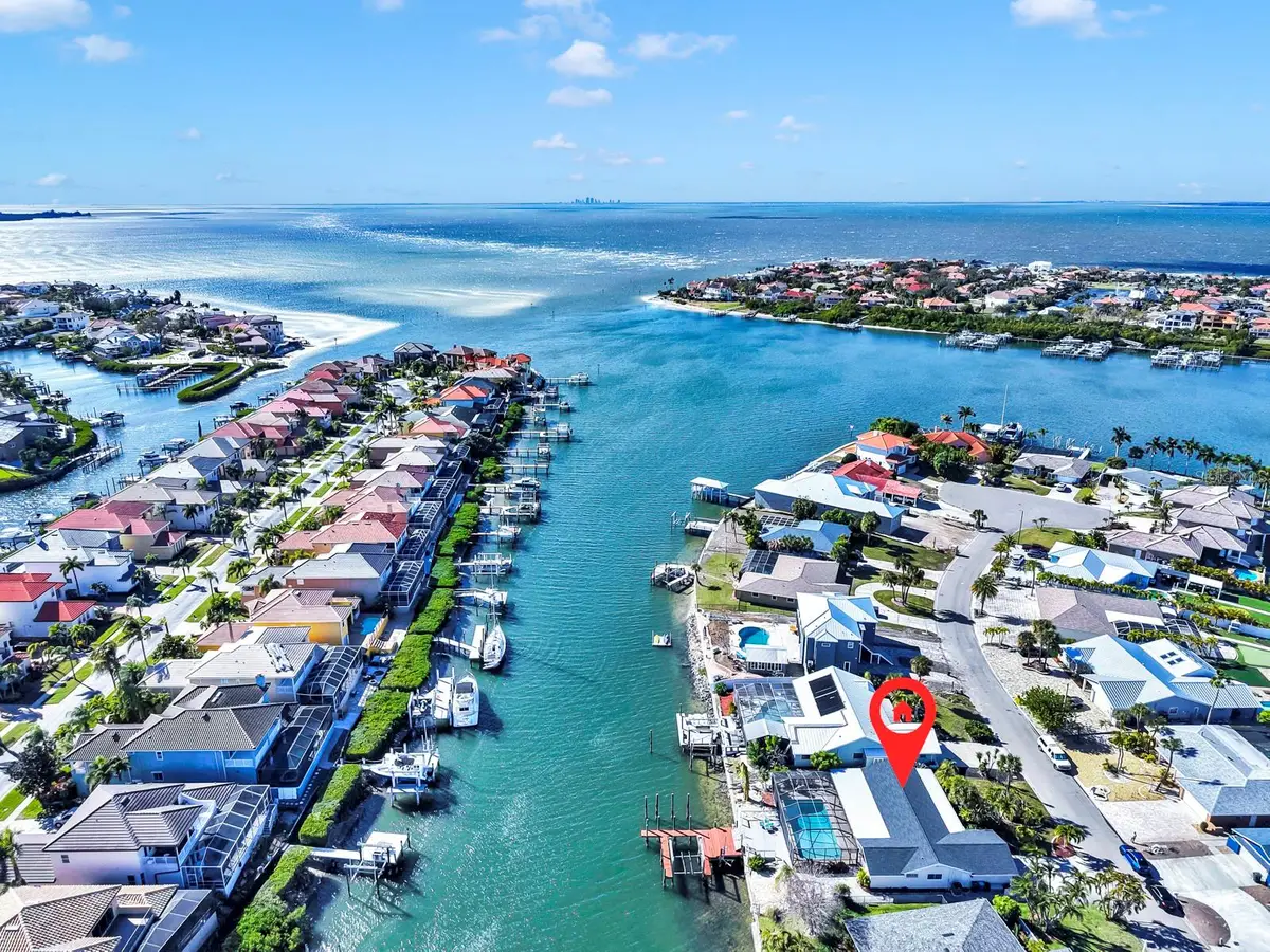 6317 Cocoa Lane, Apollo Beach, FL 33572 - #1