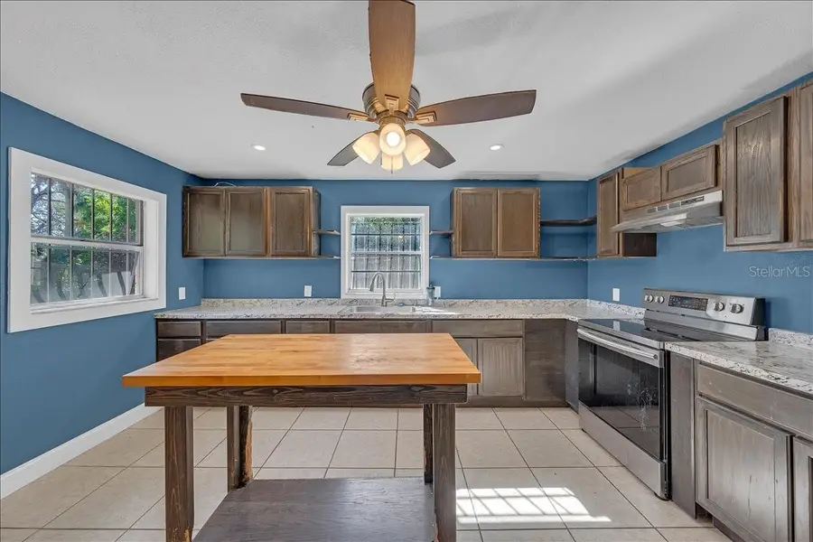 205 2nd Avenue Se, Ruskin, FL 33570 - #3