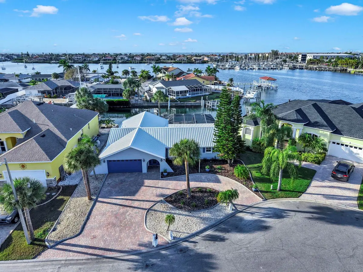 6344 Cottonwood Lane, Apollo Beach, FL 33572 - #1