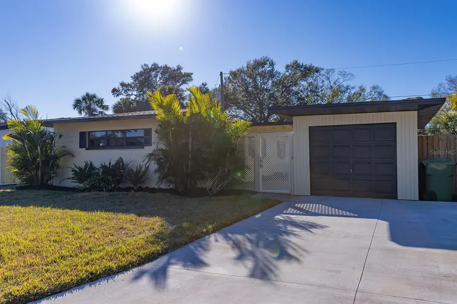 4603 S Shamrock Road, Tampa, FL 33611 - #3