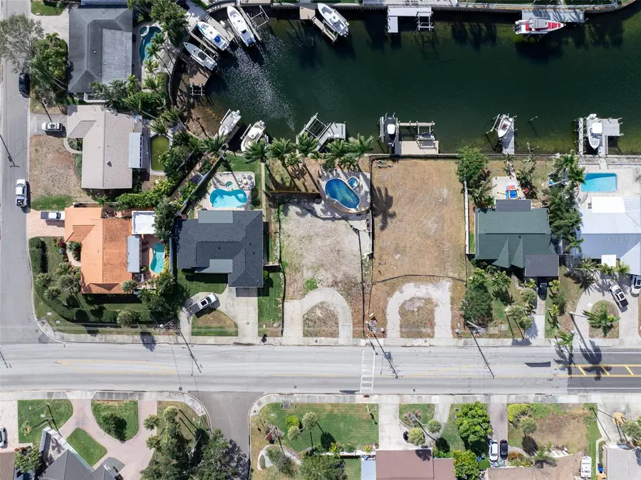 1336 40th Avenue Ne, Saint Petersburg, FL 33703 - #3