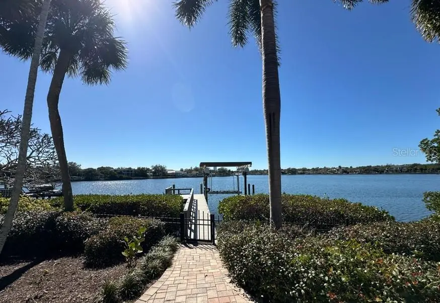 1392 Monterey Boulevard Ne, Saint Petersburg, FL 33704 - Image #3