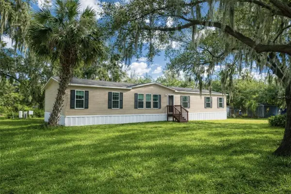 6102 Woodhaven Drive, LAKELAND, FL 33811