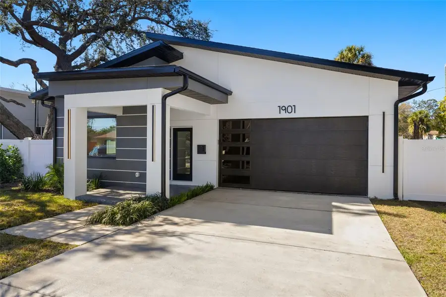 1901 43rd Street S, Saint Petersburg, FL 33711 - Image #2