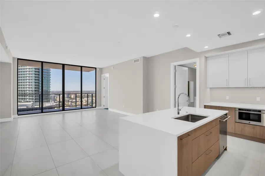 275 1st Avenue S #2708, Saint Petersburg, FL 33701 - #2