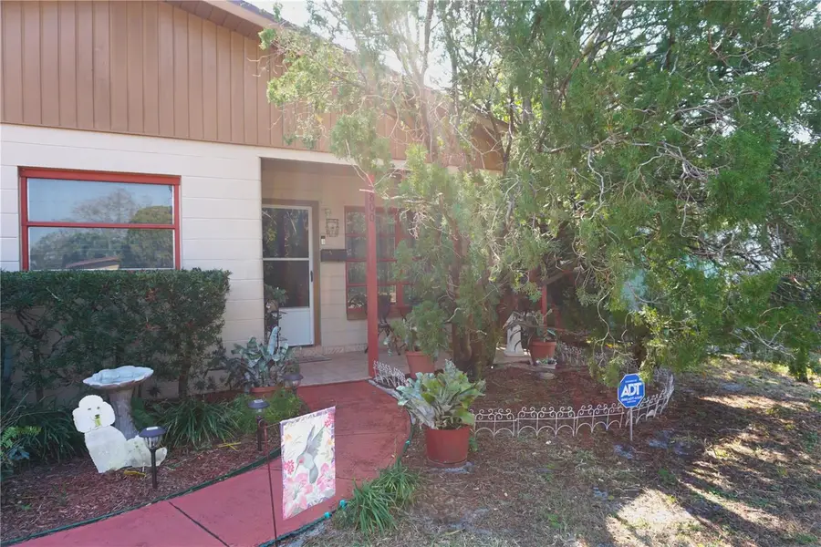 800 74th Avenue N, Saint Petersburg, FL 33702 - #3