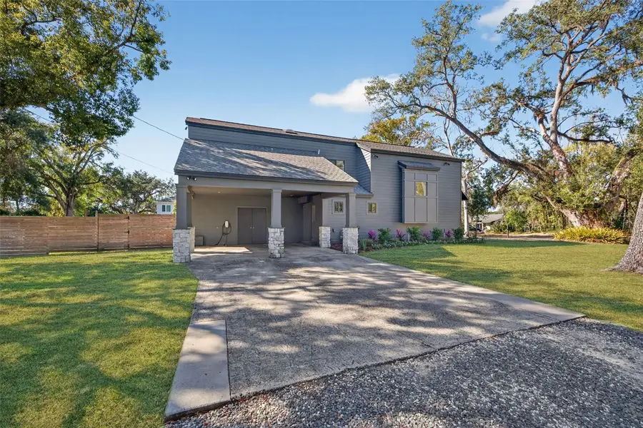 914 W Idlewild Avenue, Tampa, FL 33604 - #2