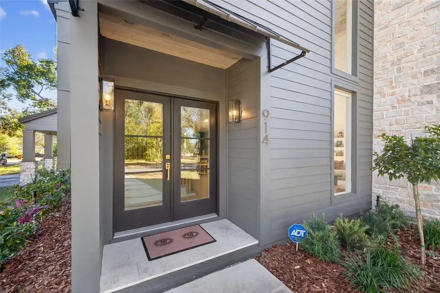 914 W Idlewild Avenue, Tampa, FL 33604 - #3