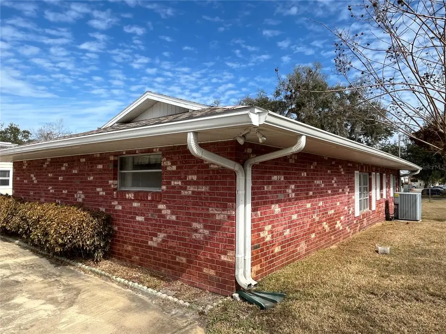 2004 S Riverside Drive, Edgewater, FL 32141 - Image #3