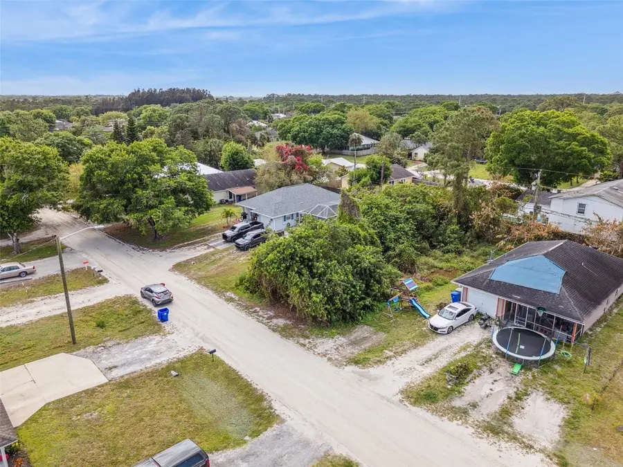 1335 25th Avenue Sw, Vero Beach, FL 32962 - #2