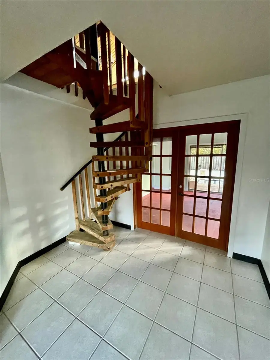 1726 Nevada Avenue Ne, Saint Petersburg, FL 33703 - #3