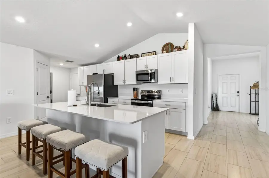 15217 Zircon Red Drive, Wimauma, FL 33598 - #2