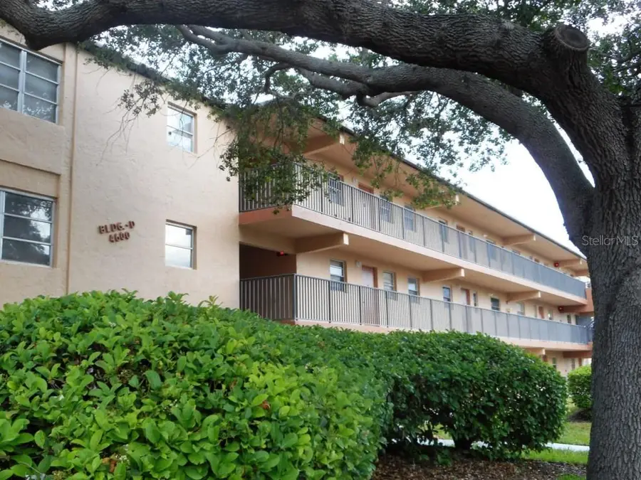 4600 98th Way N #D-309, Saint Petersburg, FL 33708 - Image #2