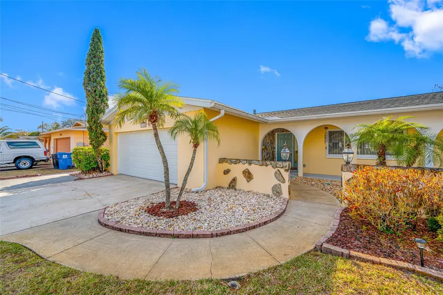 1822 Winchester Road N, Saint Petersburg, FL 33710 - #3