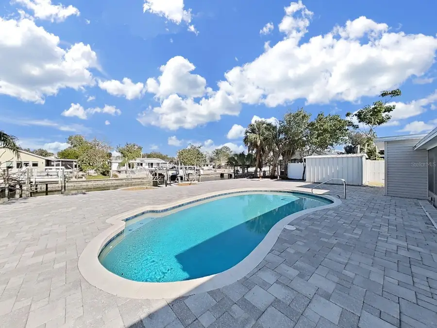 10711 Dowry Avenue, Tampa, FL 33615 - Image #2