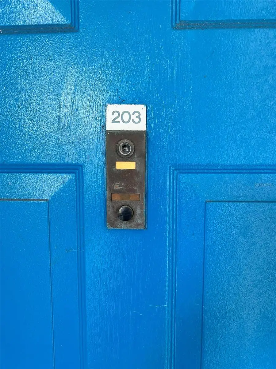 2424 W Tampa Bay Boulevard #L203, Tampa, FL 33607 - #2