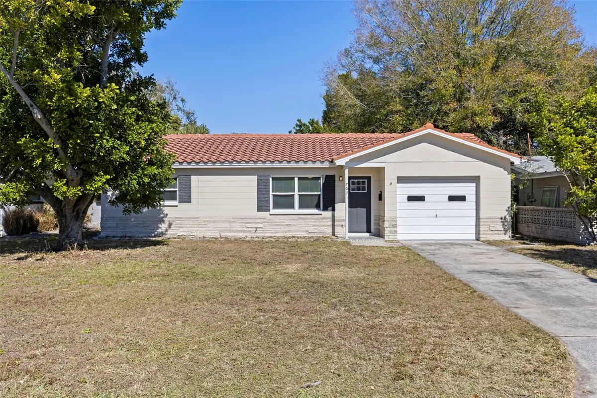 763 76th Avenue N, Saint Petersburg, FL 33702 - Image #1