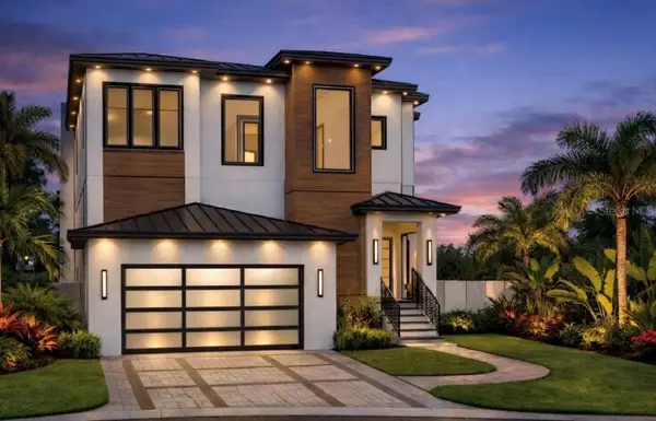 678 Geneva Place, TAMPA, FL 33606