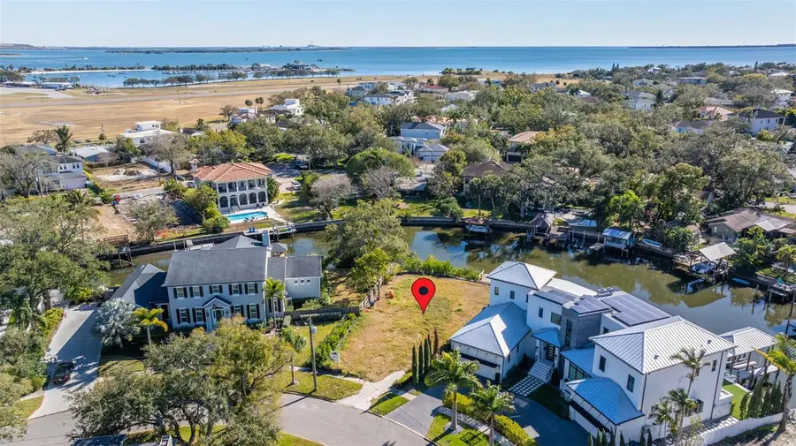 678 Geneva Place, Tampa, FL 33606 - #3