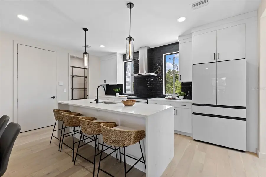 2211 16th Street N, Saint Petersburg, FL 33704 - #2