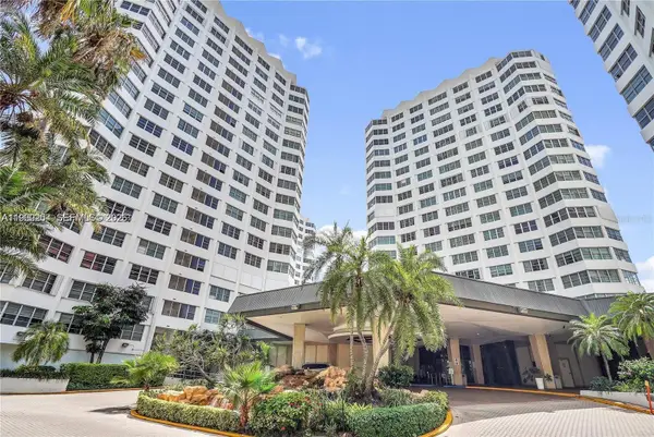 999 Brickell Bay Drive #1202, MIAMI, FL 33131