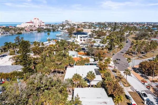 3110 W De Bazan Avenue, ST PETE BEACH, FL 33706