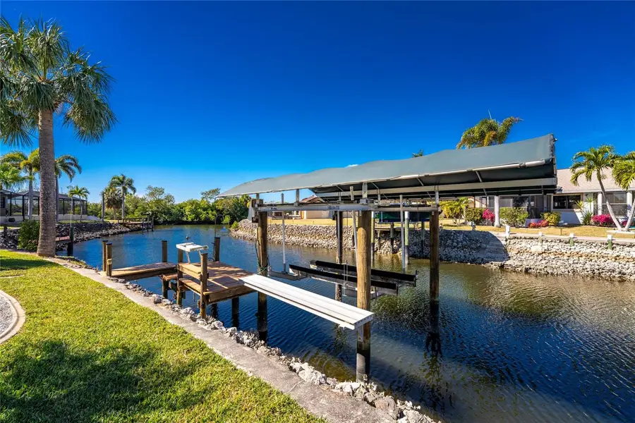 302 Singapore Rd, Punta Gorda, FL 33950 - Image #3