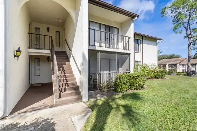 2522 Pine Ridge Way S #D2, Palm Harbor, FL 34684 - Image #2