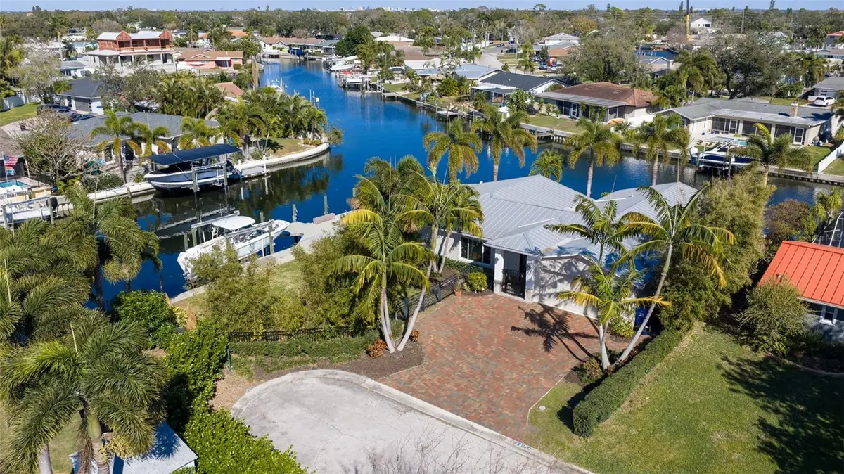 1481 49th Avenue Ne, Saint Petersburg, FL 33703 - #1