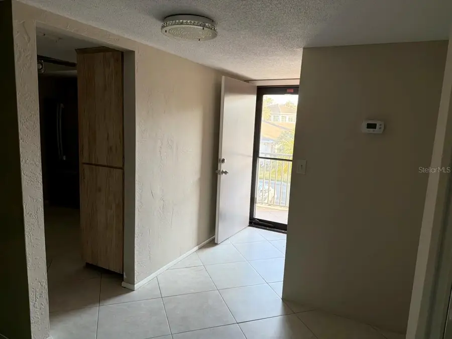 9815 47th Avenue N #207, Saint Petersburg, FL 33708 - Image #3