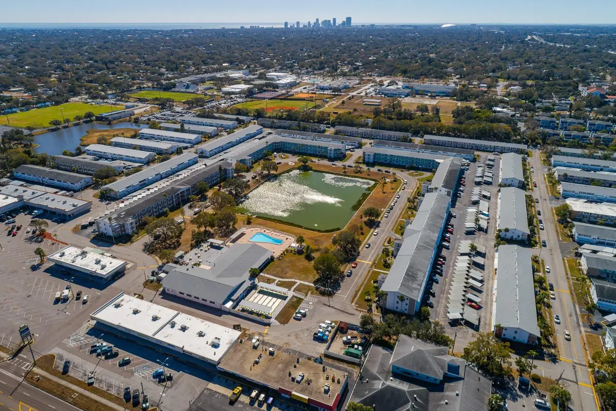 5850 21st Street N #4, Saint Petersburg, FL 33714 - Image #1